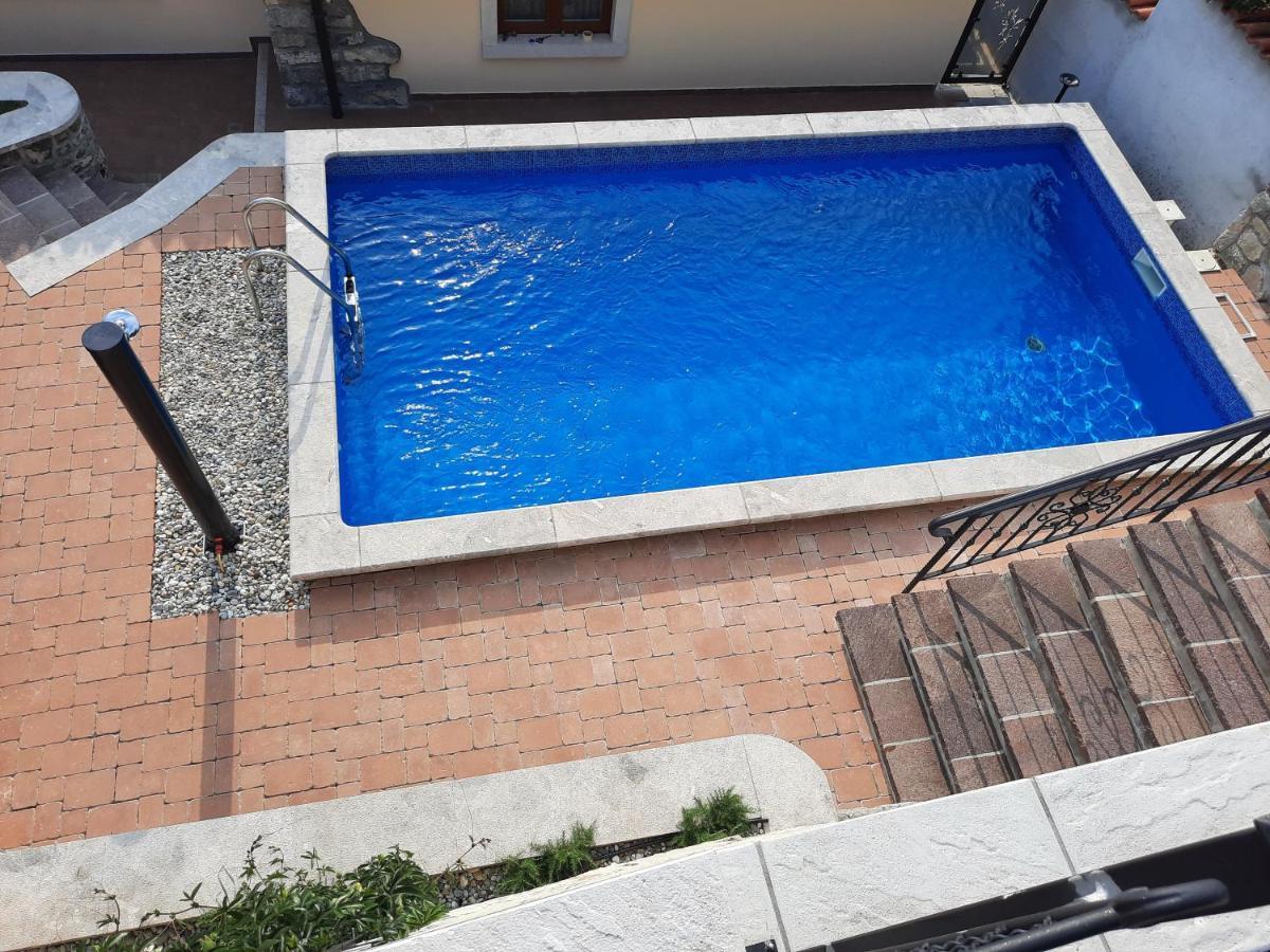 Villa Kuca Za Odmor Jurdani Exterior foto